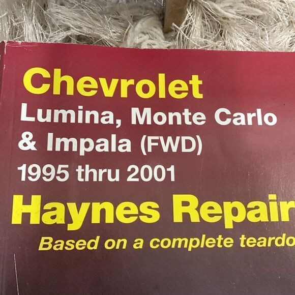 Haynes Repair Manual Chevrolet Lumina, Monte Carlo & Impala FWD 1995-2001 - Picture 4 of 14